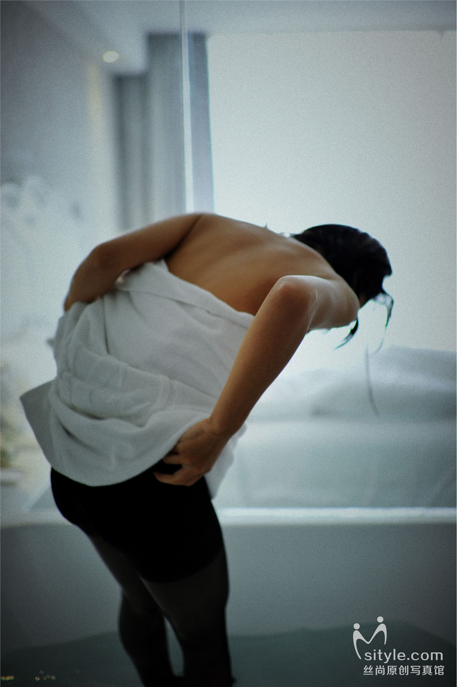 [Sityle-VIP特辑]20120703 NO.005　丝尚vip丝袜写真拍摄花絮